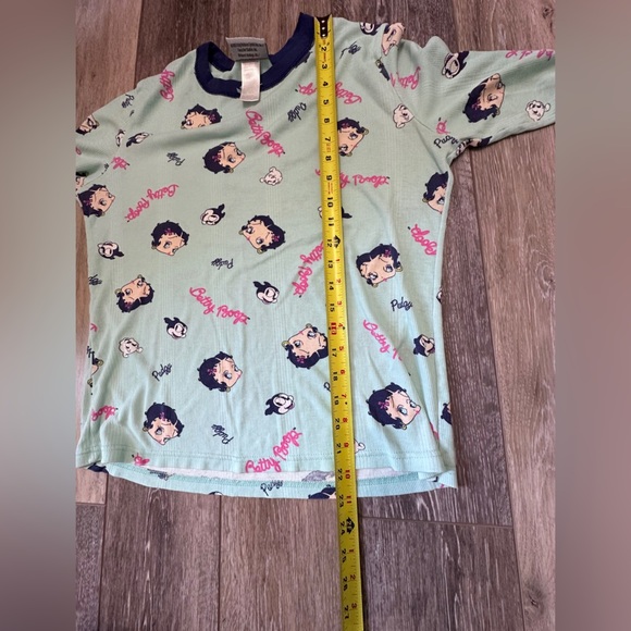 🛍️Betty Boop cute sleepwear top size medium (8-10) - Picture 3 of 7